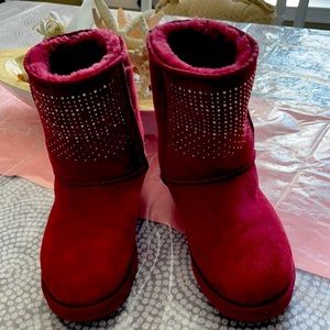UGG Boots burgundy